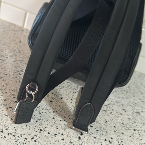 Authentic coach mini backpack - Picture 10 of 12